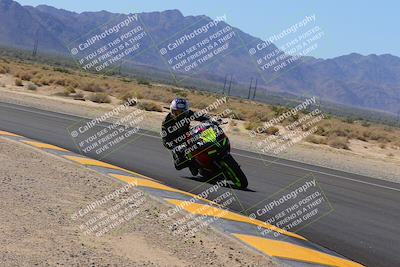 media/Oct-08-2022-SoCal Trackdays (Sat) [[1fc3beec89]]/Turn 16 Inside (1130am)/